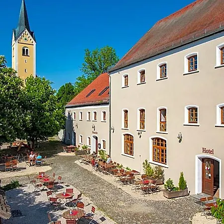 Stanglbraeu 3*